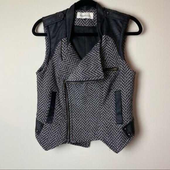 Daniel Rainn Jackets & Blazers - Daniel Rainn moto vest